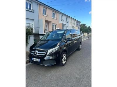 Mercedes V220