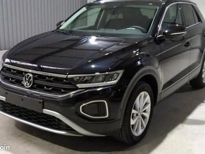 Noir Nouvelle 2025 VW T-Roc Life SUV | 32 590 € (Super prix)