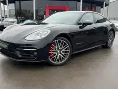 Porsche Panamera 4S