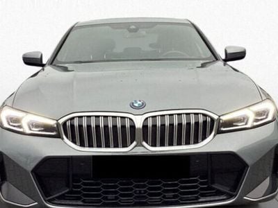 BMW 330e