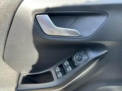 Noir Occasion 2022 Ford Puma Viva SUV | 16 490 € (Bon prix)