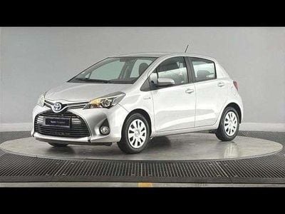 Occasion Toyota Yaris Hybrid 100 ch (73 kW) 2017 Berline