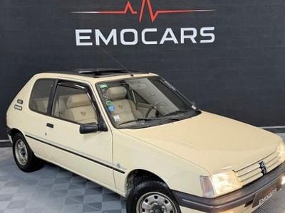 Occasion Peugeot 205 76 ch (55 kW) 1992 Beige Citadine