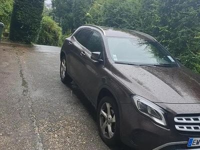 Mercedes GLA180