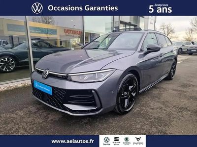 Gris Occasion 2024 VW Passat R-line Break | 42 890 €