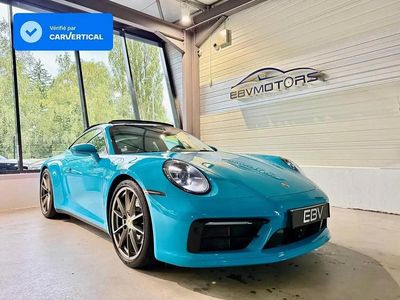 Porsche 911 Carrera GTS