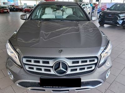 Mercedes GLA200