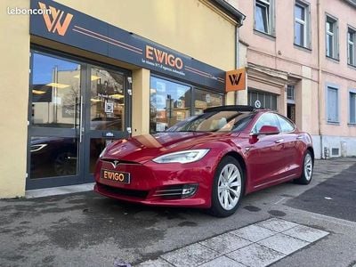Rouge Occasion 2018 Tesla Model S Citadine | 40 990 €