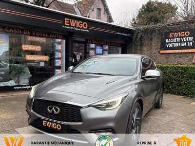 Infiniti Q30