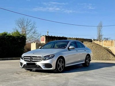 Gris Occasion 2020 Mercedes E400 AMG line Berline | 36 200 €