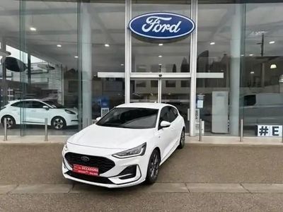 Blanc glacier Occasion 2023 Ford Focus ST-Line X Berline | 21 990 € (Prix juste)