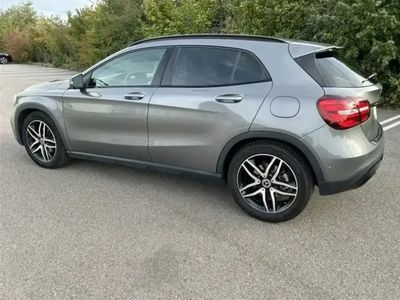 Mercedes GLA180