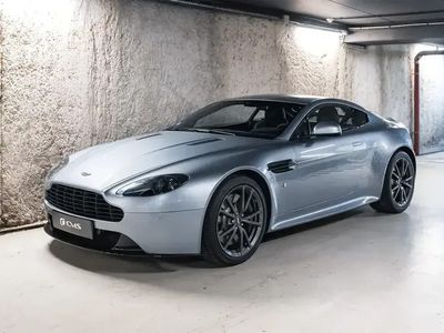 Gris Occasion 2015 Aston Martin V8 Vantage Coupé | 109 900 €