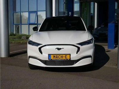 Blanc Nouvelle 2025 Ford Mustang Mach-E Extended Range SUV | 57 971 €