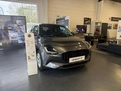 Gris Nouvelle 2025 Suzuki Swift Berline | 18 960 € (Prix juste)