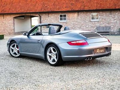 Gris Occasion 2006 Porsche 911 Carrera 4 Cabriolet Cabriolet | 54 950 €