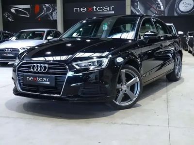 occasion Audi A3 1.6TDi Sedan Design *XENON-NAVI-CRUISE-PARKING*