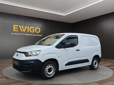 Blanc Occasion 2023 Fiat Doblò Monospace | 19 890 €