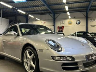 Porsche 911 Carrera 4