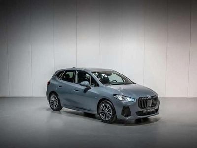 Gris Occasion 2023 BMW 218 Active Tourer M Sport Monospace | 31 950 € (Bon prix)