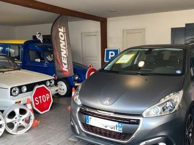 Occasion 2016 Peugeot 208 GT-line Citadine | 9 999 € (Prix cher)