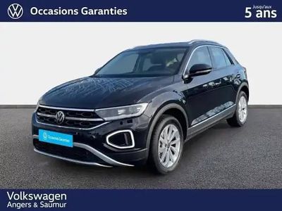 Noir intense metallise Occasion 2025 VW T-Roc SUV | 30 990 € (Prix juste)