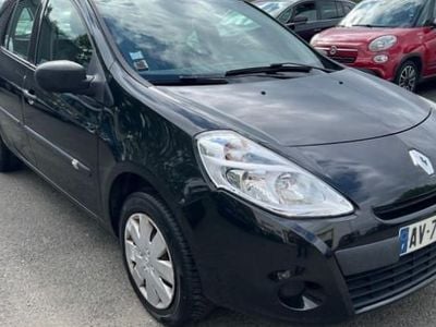 Occasion Renault Clio GrandTour Expression 70 ch (51 kW) 2010 Break