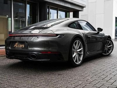 Porsche 911 Carrera 4 GTS