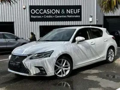 Lexus CT200h