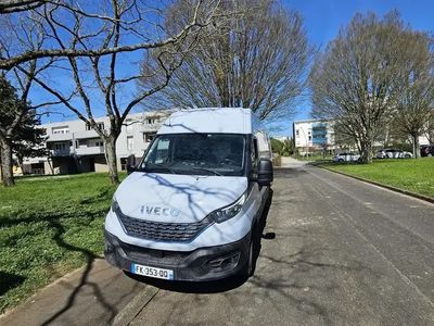 occasion Iveco Daily Daily2019 213.000 km gnv boite automatique