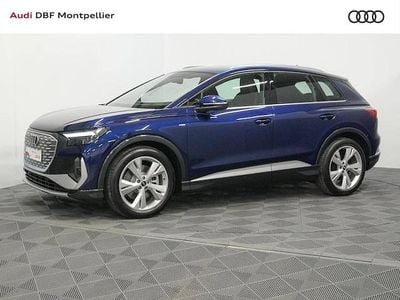 Bleu navarre métallisé Occasion 2025 Audi Q4 e-tron S-Line SUV | 46 990 € (Prix juste)