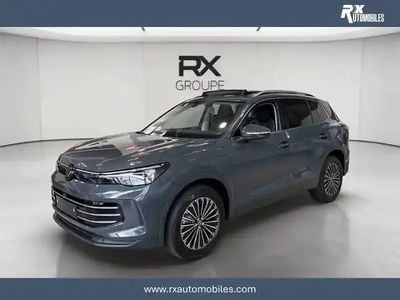 Gris dauphin Nouvelle 2025 VW Tiguan SUV | 52 230 € (Prix juste)