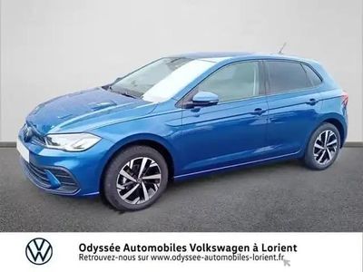 Bleu récif métallisé Occasion 2024 VW Polo Life Berline | 22 990 € (Prix juste)