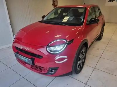 Rouge Occasion 2024 Fiat 600 Style SUV | 24 990 € (Prix assez cher)