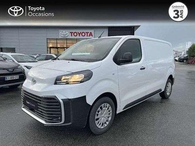 Blanc Occasion 2024 Toyota Proace Monospace | 28 990 € (Prix assez cher)