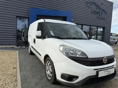 Blanc Occasion 2017 Fiat Doblò Monospace | 4 500 €