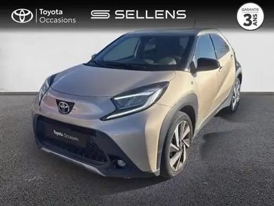 Bi ton beige gingemb Occasion 2022 Toyota Aygo X Design SUV | 15 380 € (Prix juste)