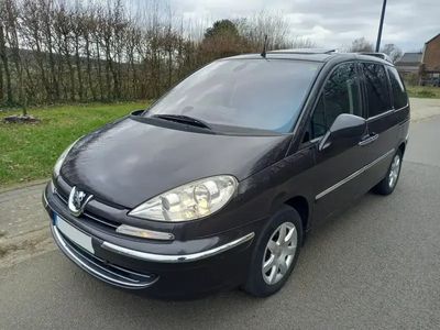 Peugeot 807