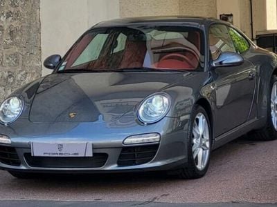 Porsche 911 Carrera