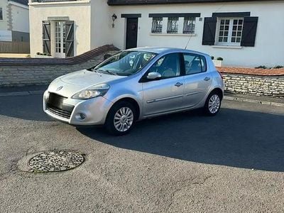 Occasion 2010 Renault Clio III Expression Berline | 3 600 € (Prix juste)