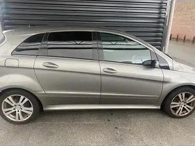 Occasion 2007 Mercedes B180 Monospace | 3 899 € (Prix assez cher)