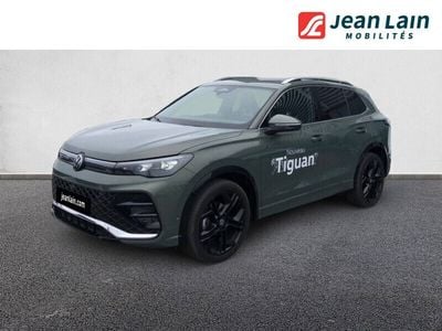 Vert Occasion 2024 VW Tiguan R-line SUV | 50 890 €