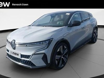 Gris Occasion 2022 Renault Megane E-Tech Iconic Berline | 22 590 € (Prix juste)