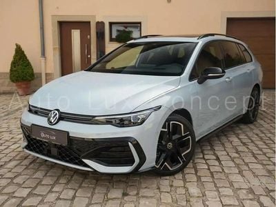 Bleu Occasion 2025 VW Golf VIII R-line Break | 37 890 € (Prix juste)