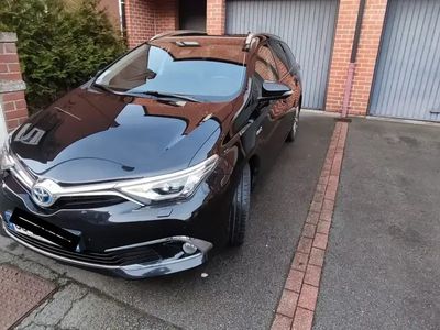 occasion Toyota Auris Hybride 136h Business