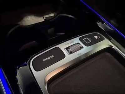 Occasion Mercedes GLA220 AMG line 2024 Rouge patagonie métallisé manu SUV