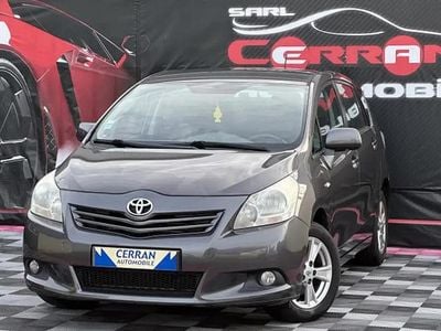 Occasion Toyota Verso Skyview Edition 128 ch (94 kW) 2010 Gris Monospace