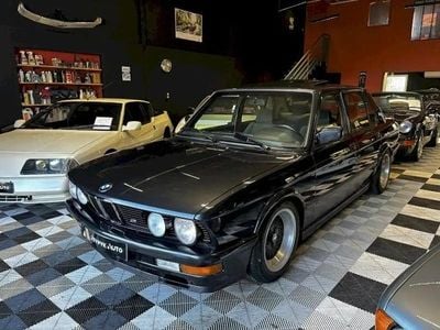 Noir Occasion 1986 BMW M535 Berline | 32 900 €