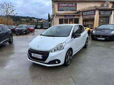 Blanc Occasion 2018 Peugeot 208 GT-line Citadine | 9 900 € (Prix juste)