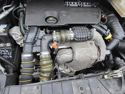 Noir Occasion 2016 Peugeot 3008 S SUV | 6 300 €